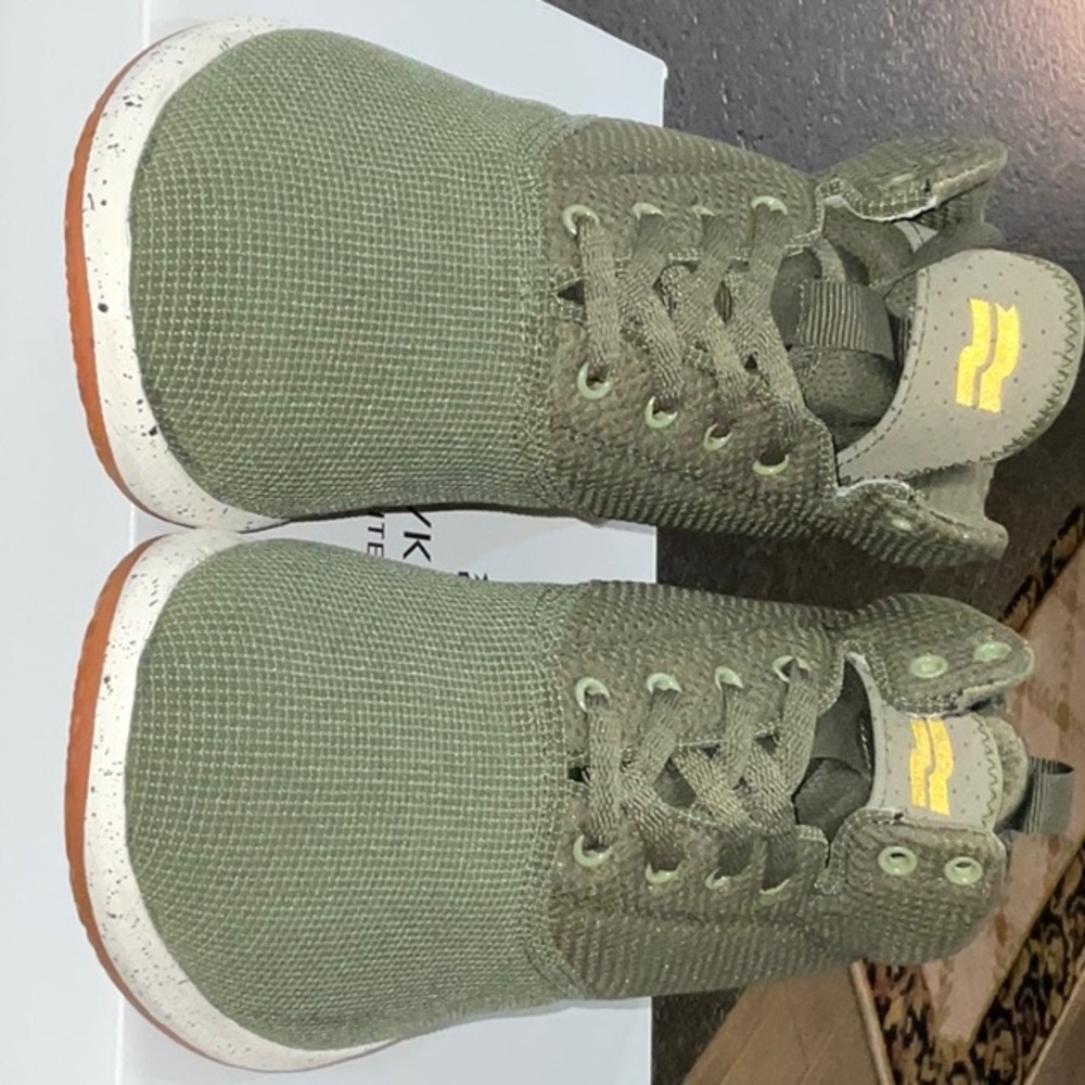 STRIKE MVMNT CHILL MID AF TRAINER